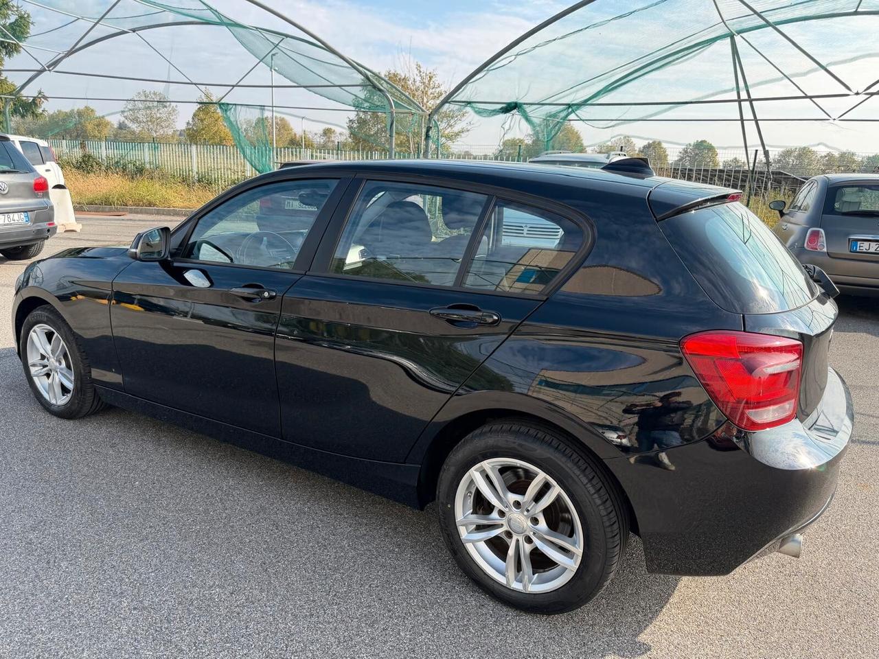 Bmw 114 114d 5p. Urban
