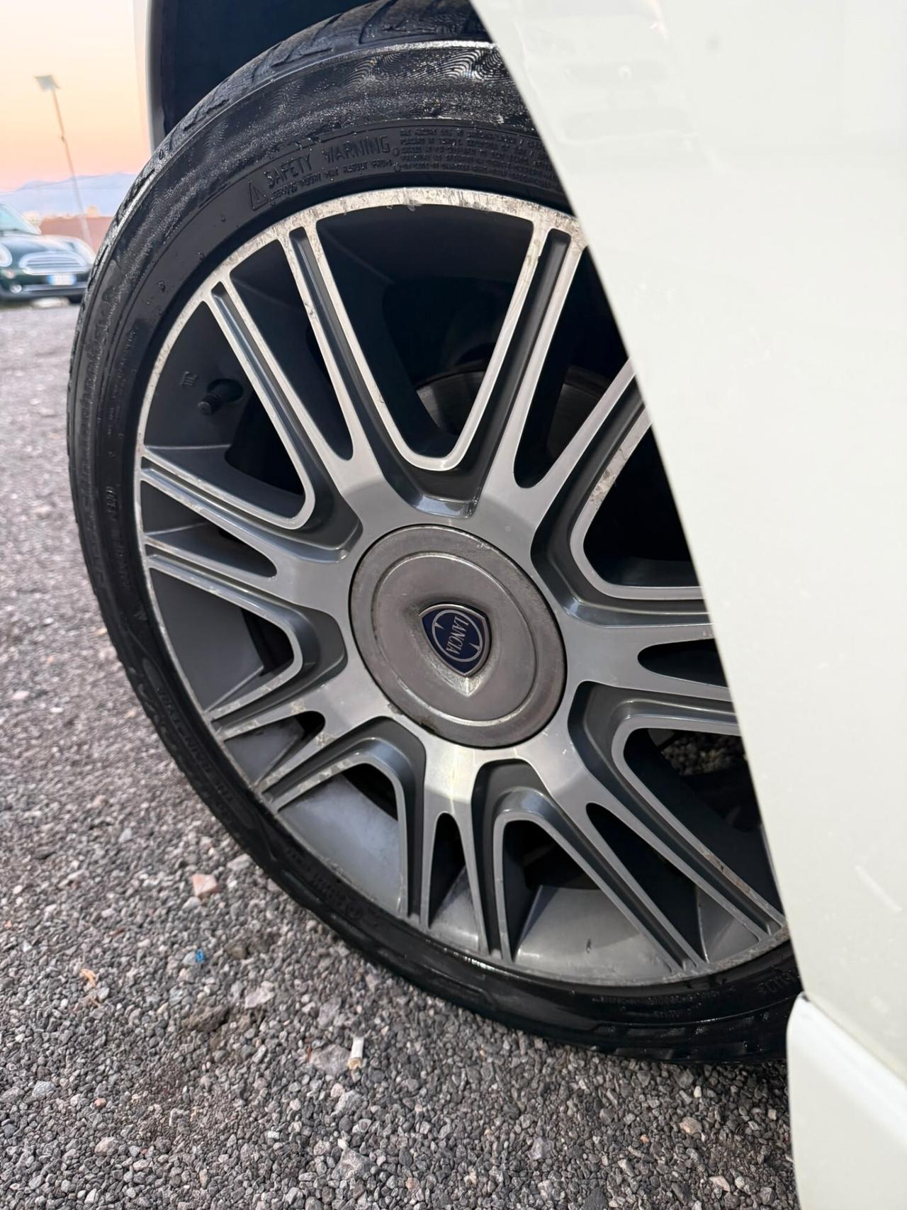 Lancia Delta 1.6 MJT DPF Gold
