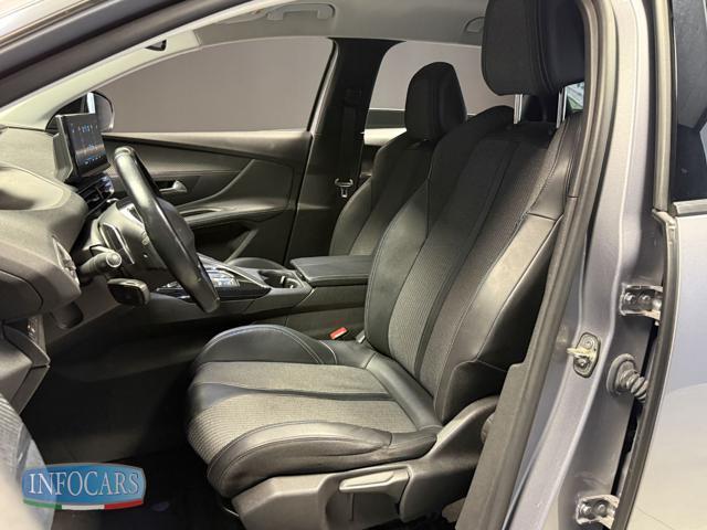 PEUGEOT 3008 BlueHDi 130 S&S EAT8 Allure