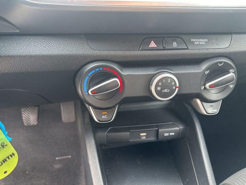 KIA Stonic 1.2 DPI STYLE S/NAVI PACK 84CV