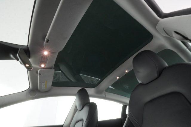 TESLA Model 3 Model 3 Standard RWD Plus