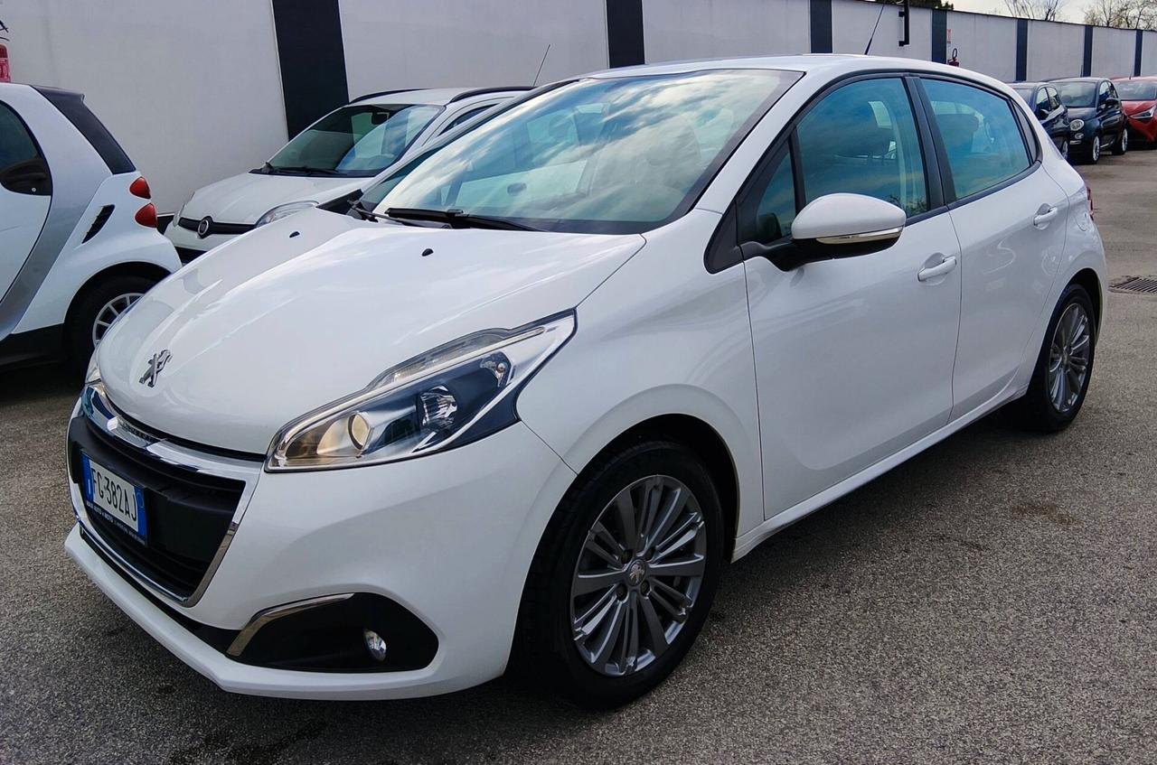Peugeot 208 100K KM EURO 6 UNIPRO
