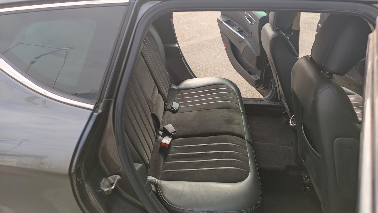 Lancia Delta 1.4 T-Jet Gold Ecochic GPL NEOPATENTATI - 2012