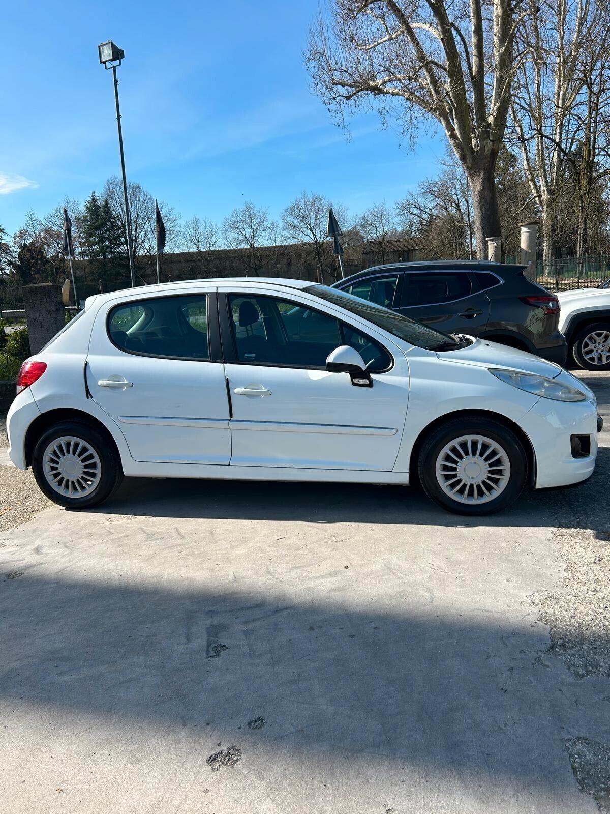 Peugeot 207 Plus 1.4 8V 75CV 5p. ECO GPL OK NEO PATENTATI