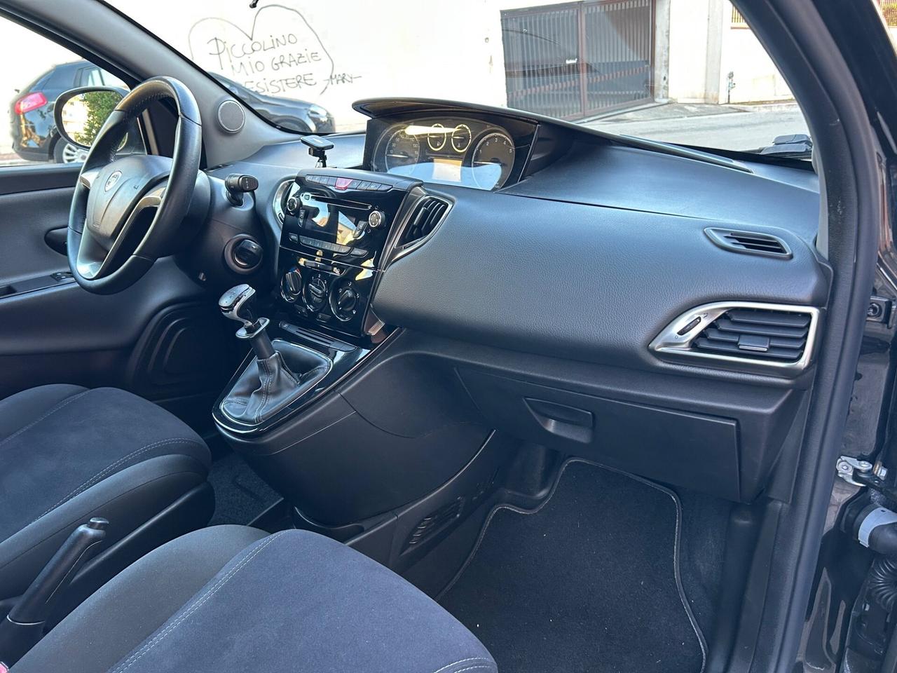 Lancia Ypsilon 1.2 benz ideale per neo patentati