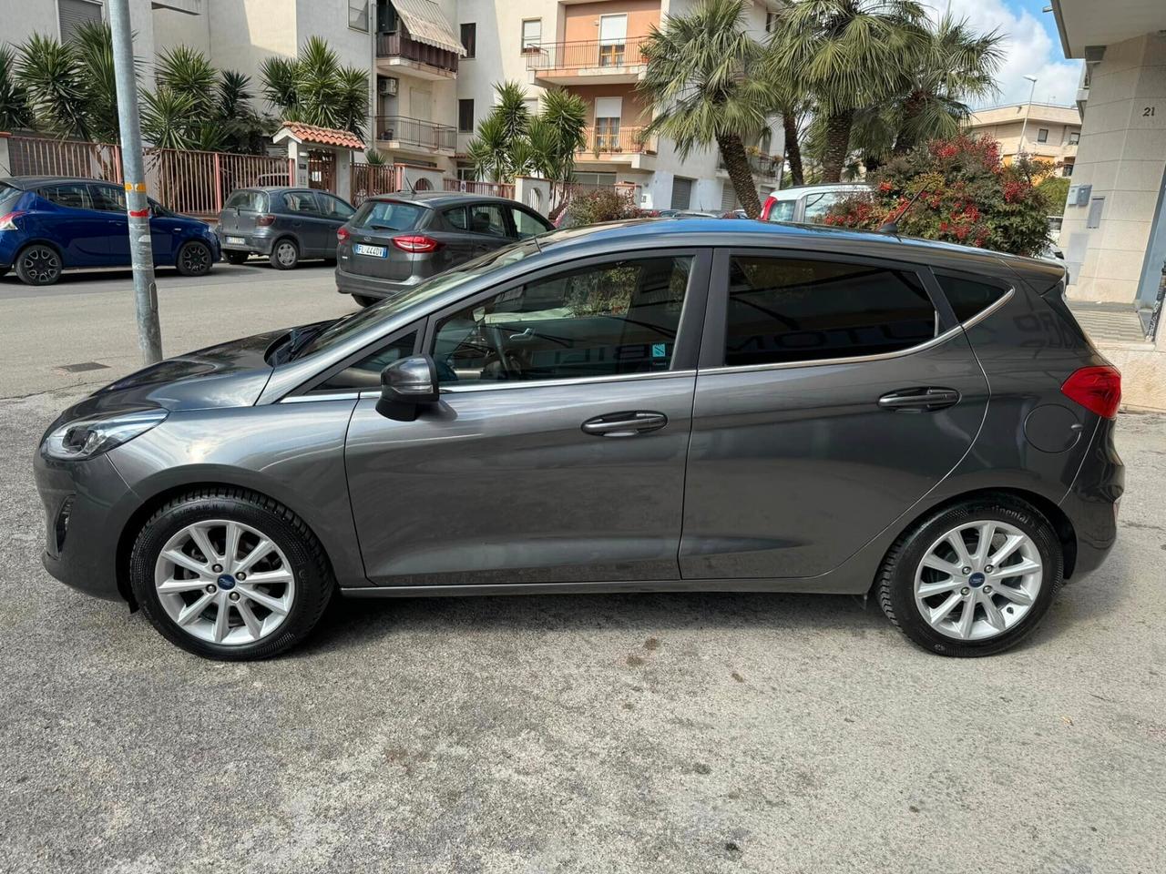 FORD FIESTA 1.5 TDCI 85 CV. E6 TITANIUM NAVI CERCHI PERFETTA