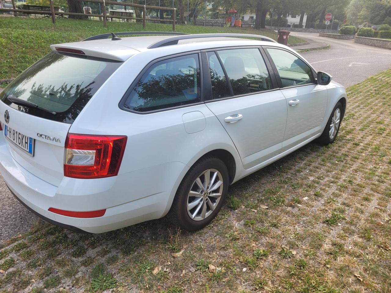 Skoda Octavia 1.6 TDI CR 115 CV Wagon Ambition