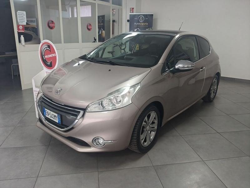 Peugeot 208 208 5p 1.4 hdi 8v ALLURE TETTO