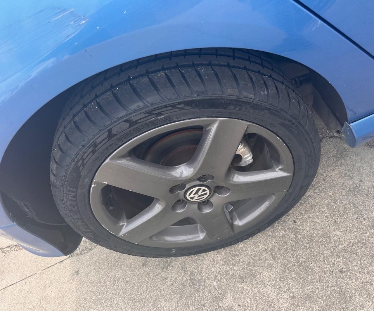 Volkswagen Golf 5 1.9 TDI 105cv 5p. SPORTLine