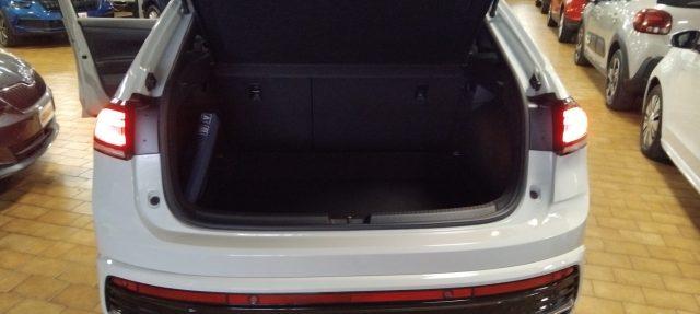 VOLKSWAGEN Taigo 1.0 TSI 110 CV DSG R Line