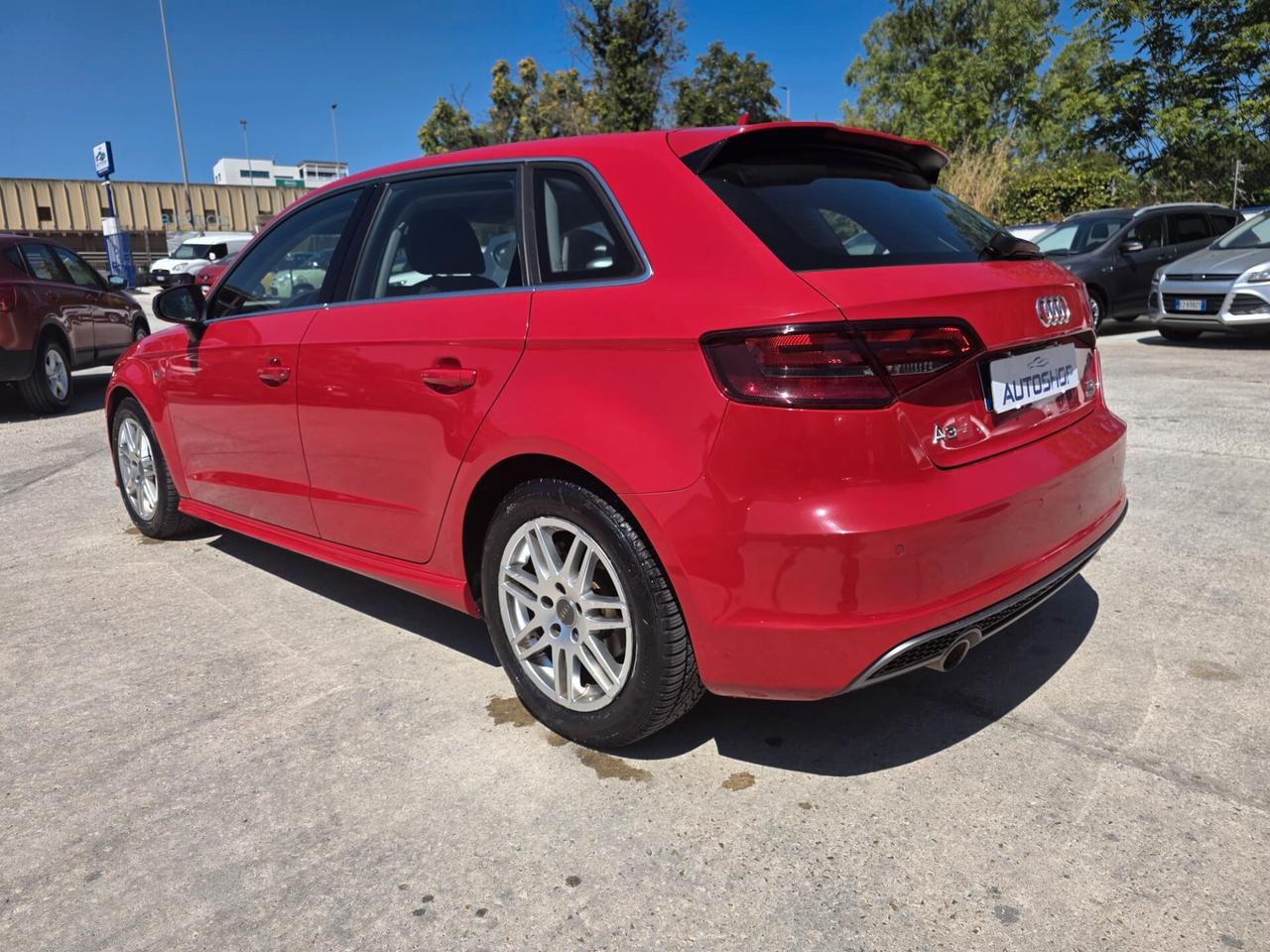 Audi A3 SPB 1.6 TDI ultra Attraction