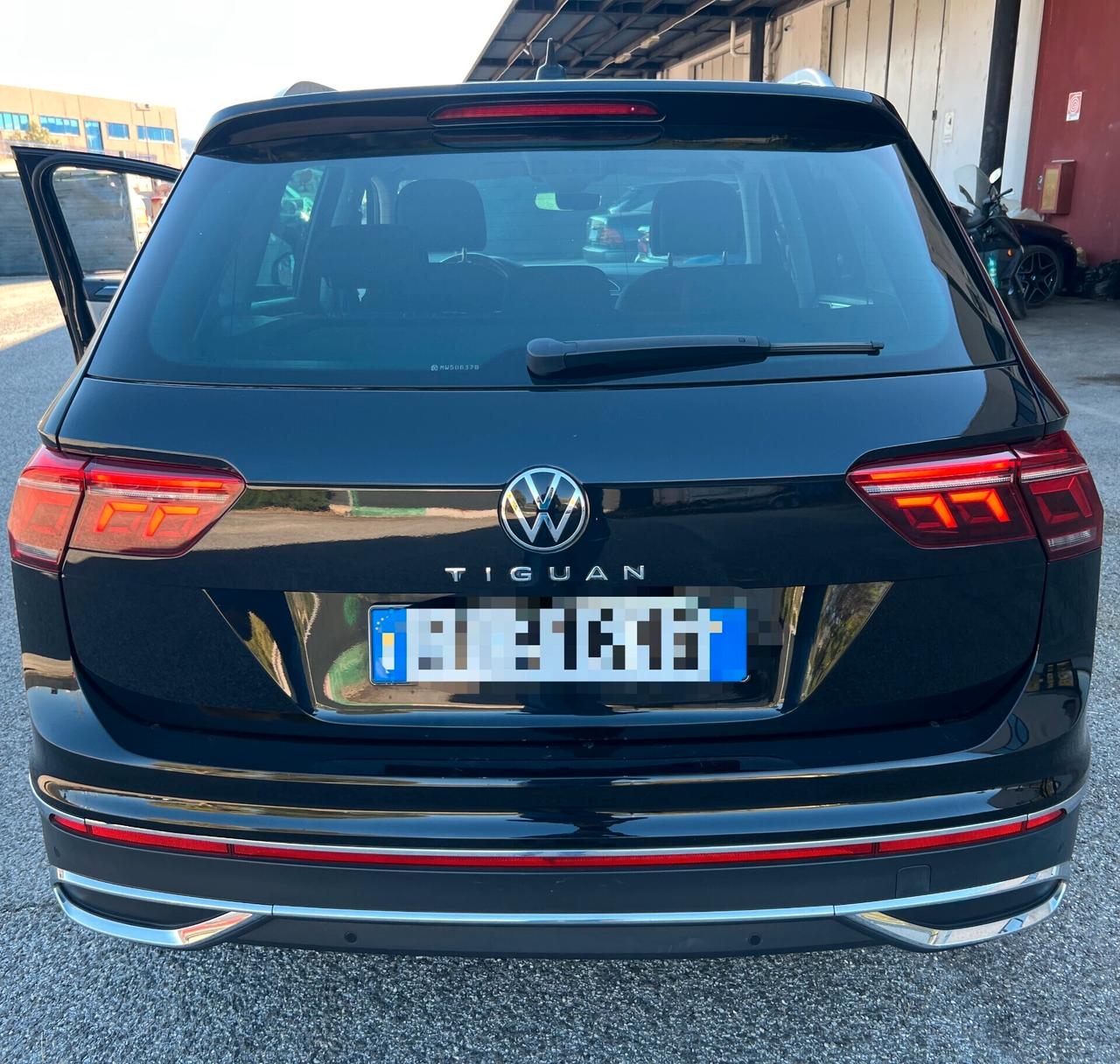 Volkswagen Tiguan 2.0 TDI 150 CV SCR DSG FULL - 2021