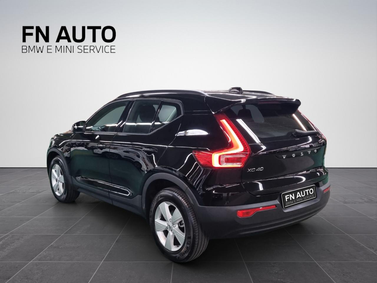 Volvo XC40 T2 Momentum Core