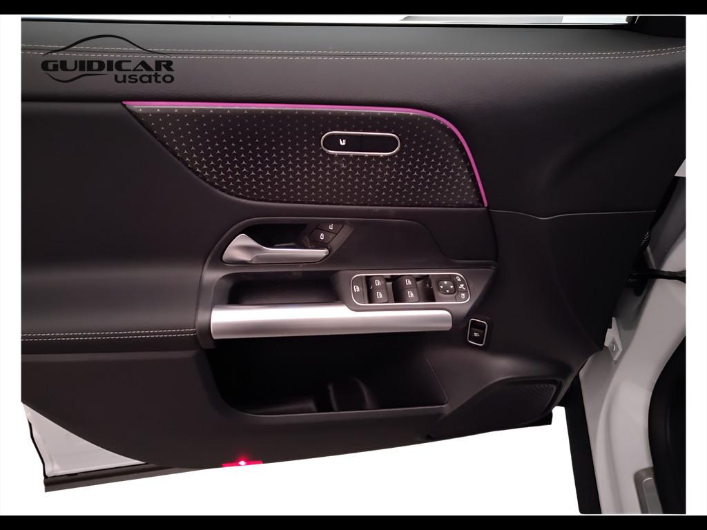 Mercedes-Benz EQA - H243 2024 - EQA 300 AMG Line Advanced Plus 4matic