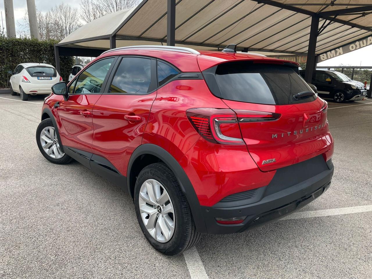 Renault Captur MITSUBISHI ASX 1.0 INVITE PLUS ECO-G