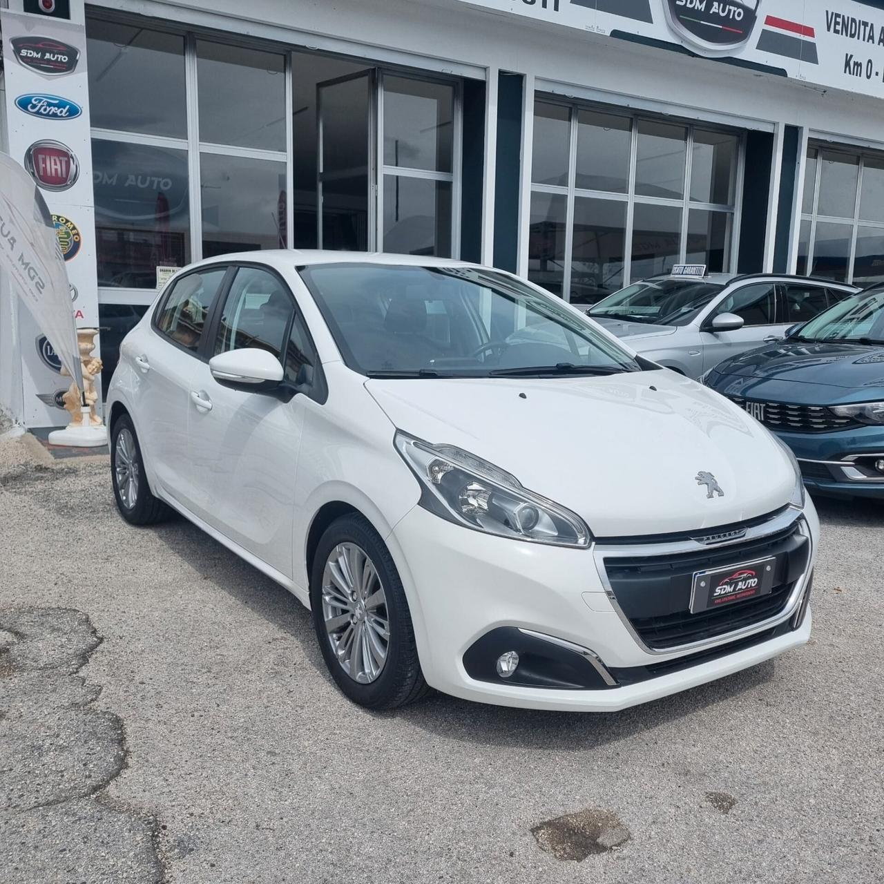 Peugeot 208 82cv 5 porte Allure