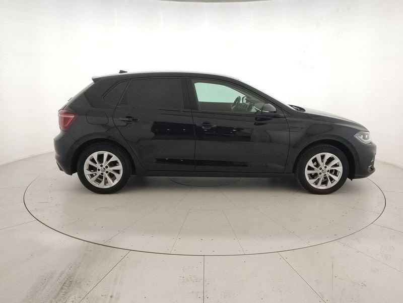 Volkswagen Polo VI 2022 1.0 tsi Life 95cv