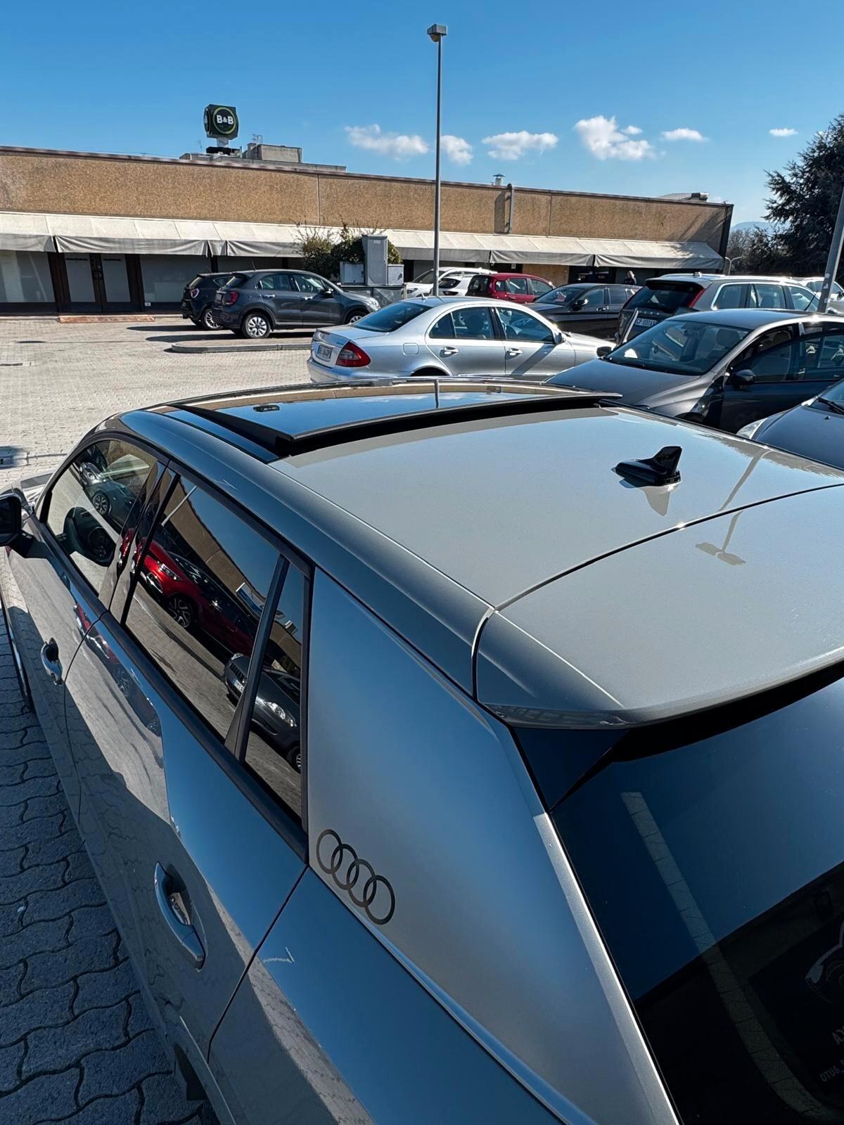 Audi Q2 30 TFSI Business