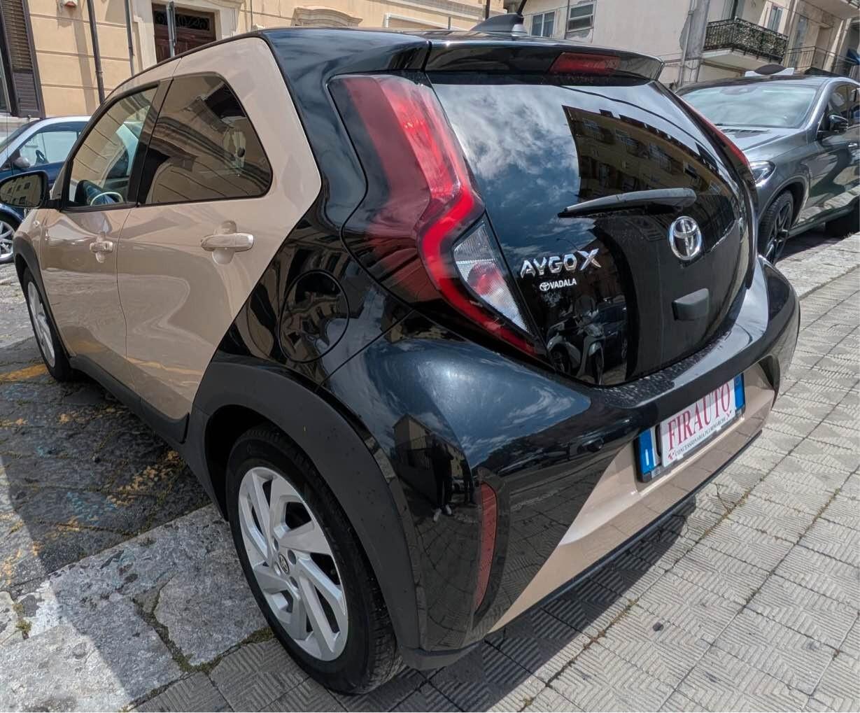 Toyota Aygo X 1.0 VVT-i 72 CV 5 porte Lounge Air
