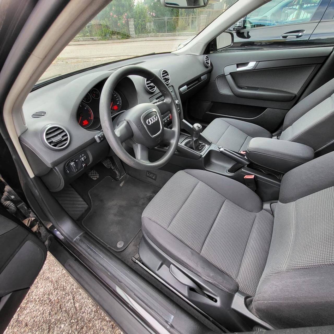 AUDI A3 1.6 BENZINA & GPL CONSUMI BASSISSIMI MOLTO BELLA