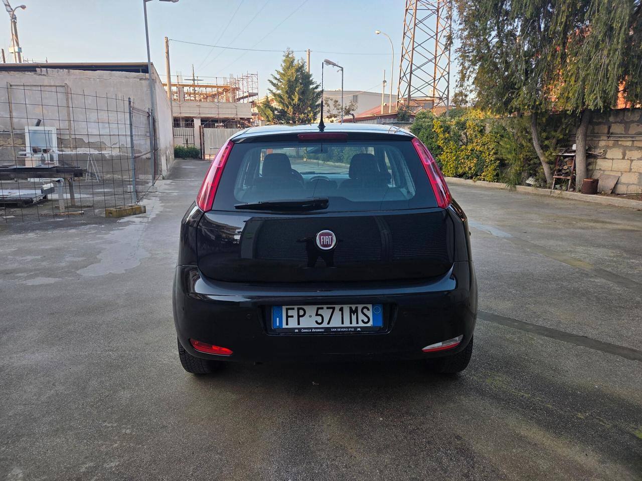 Fiat Punto 1.4 8V 5 porte Natural Power Street