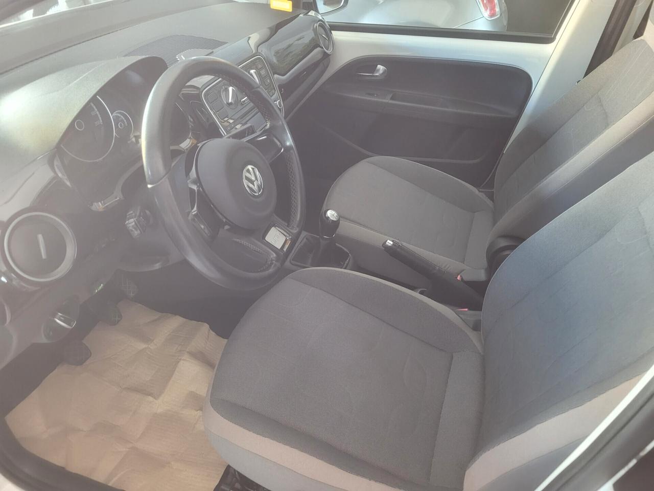 Volkswagen up! UP CROSS