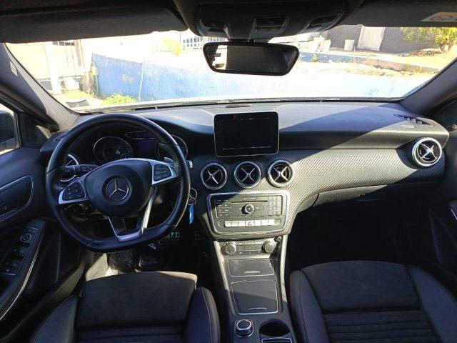 MERCEDES-BENZ A 180 d Automatic Premium