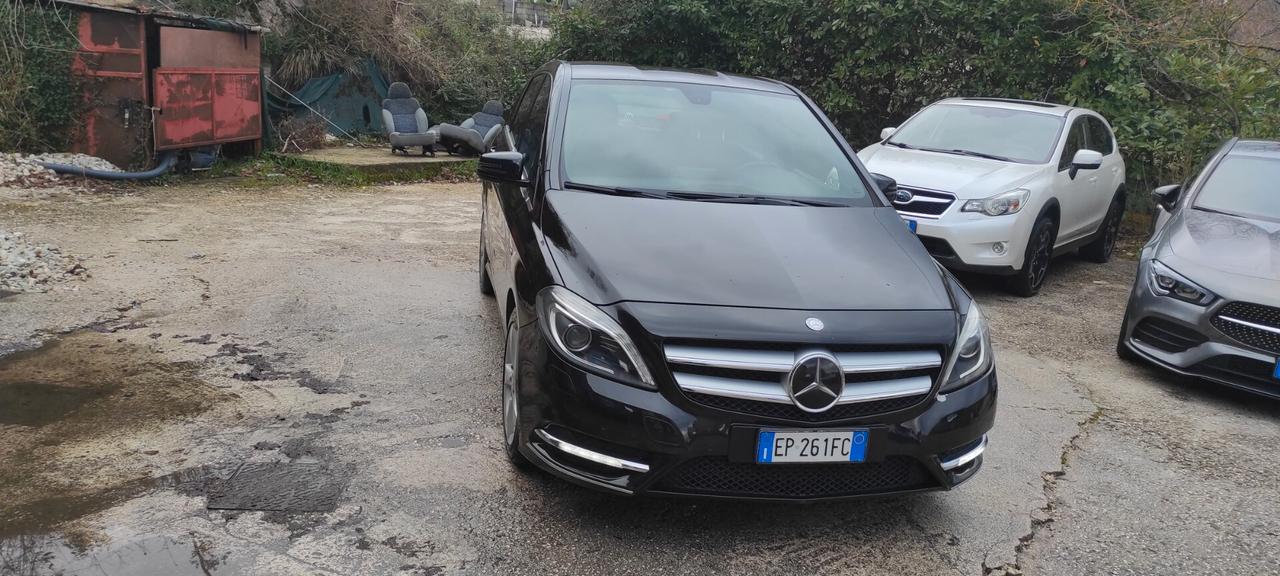 Mercedes-benz B 200 CDI BlueEFFICIENCY Premium