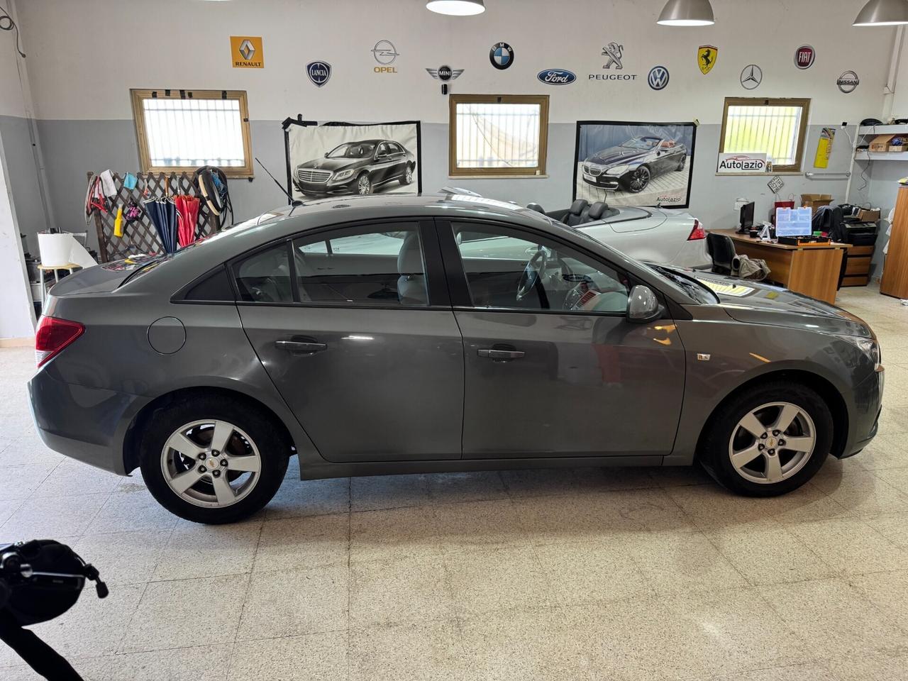 Chevrolet Cruze 1.6 cc. GPL Berlina LS OK NEOPATEN