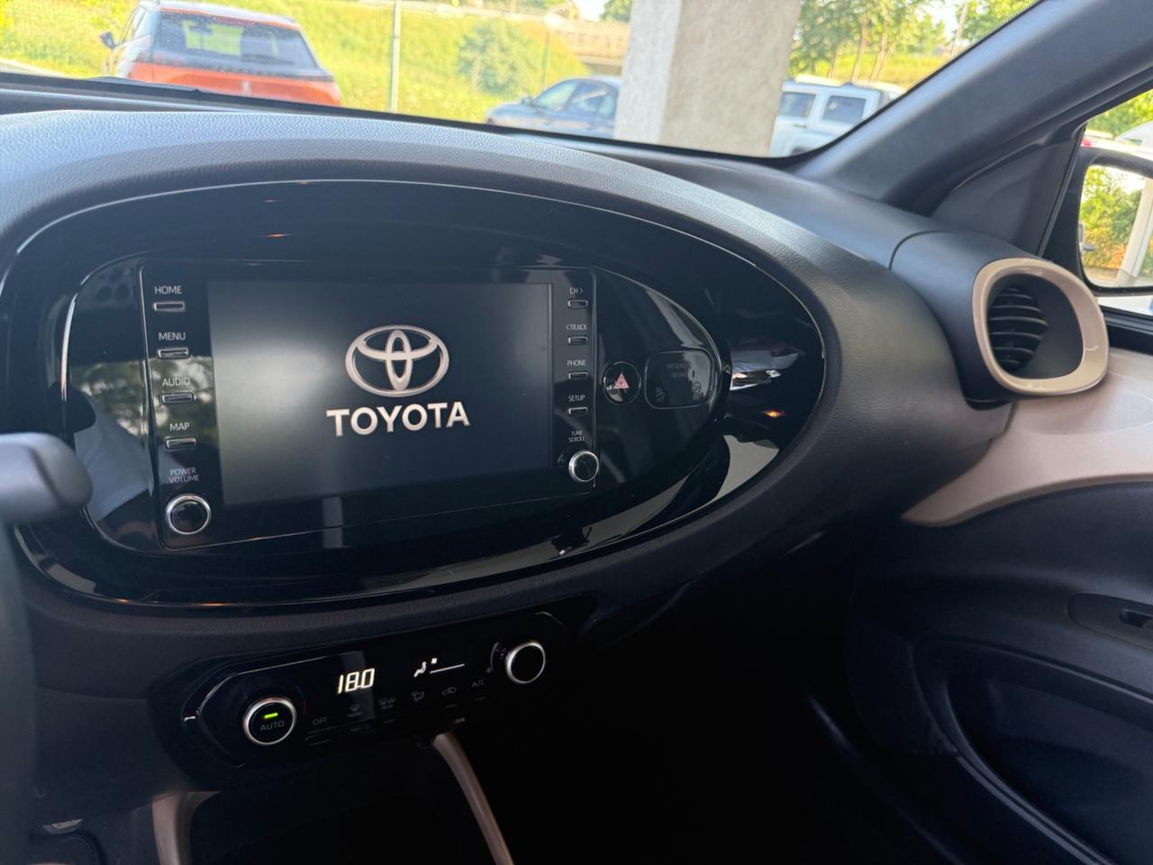 Toyota Aygo X 1.0 VVT-i 72 CV 5 porte Lounge Air