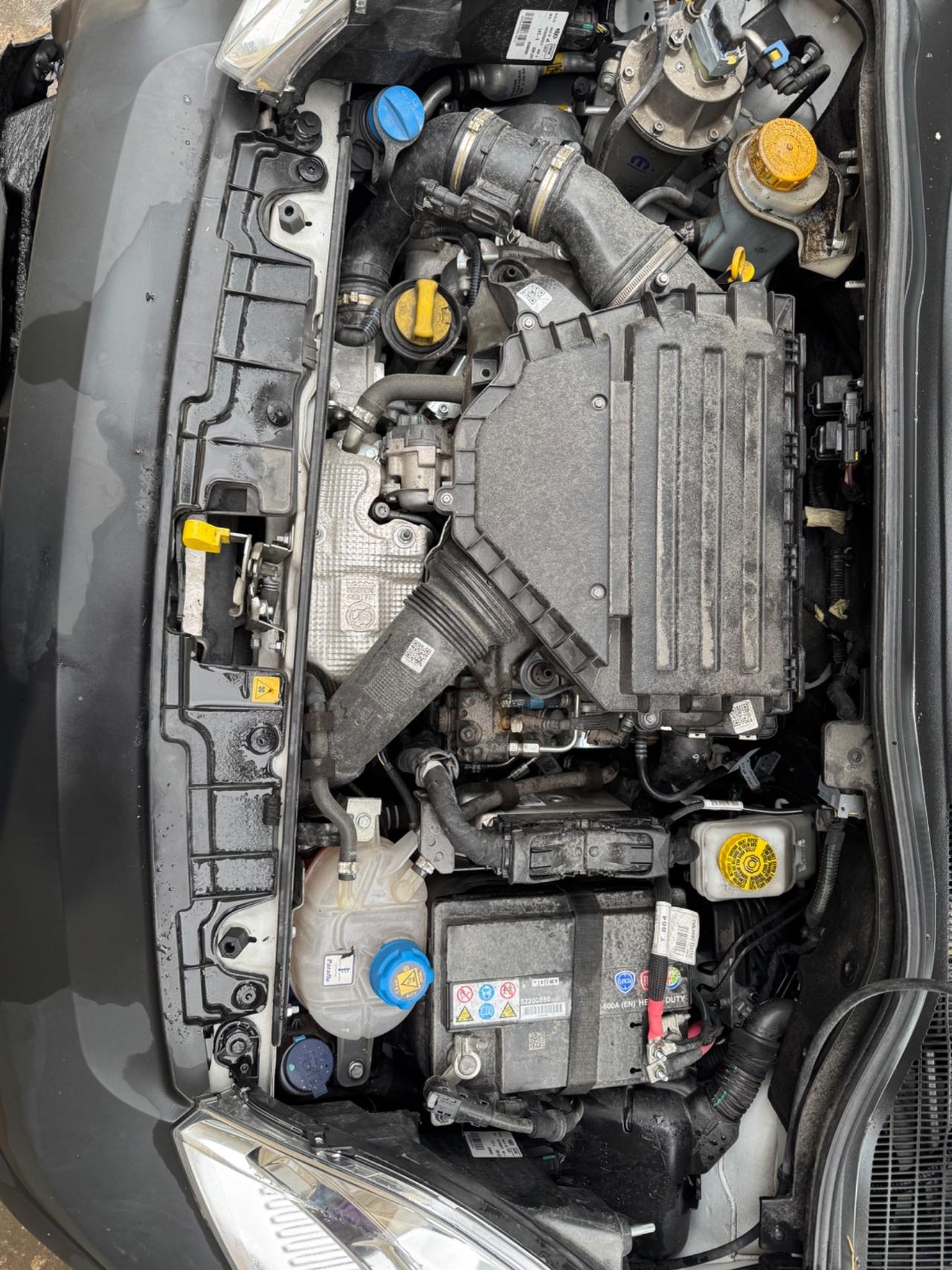 Fiat Fiorino 1.3 MJT 95CV sinistrato incidentato