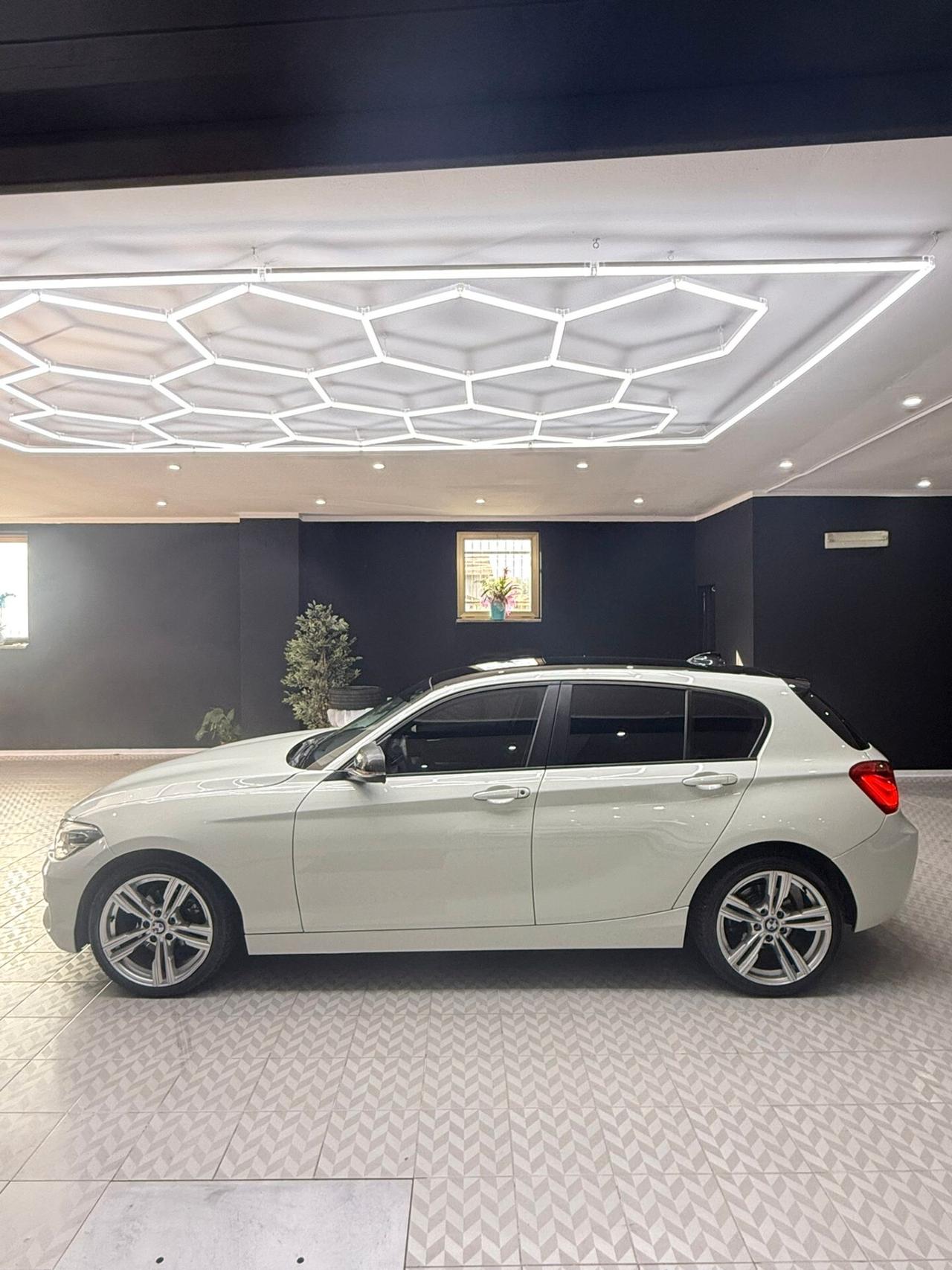 Bmw 118 118d 5p. Sport