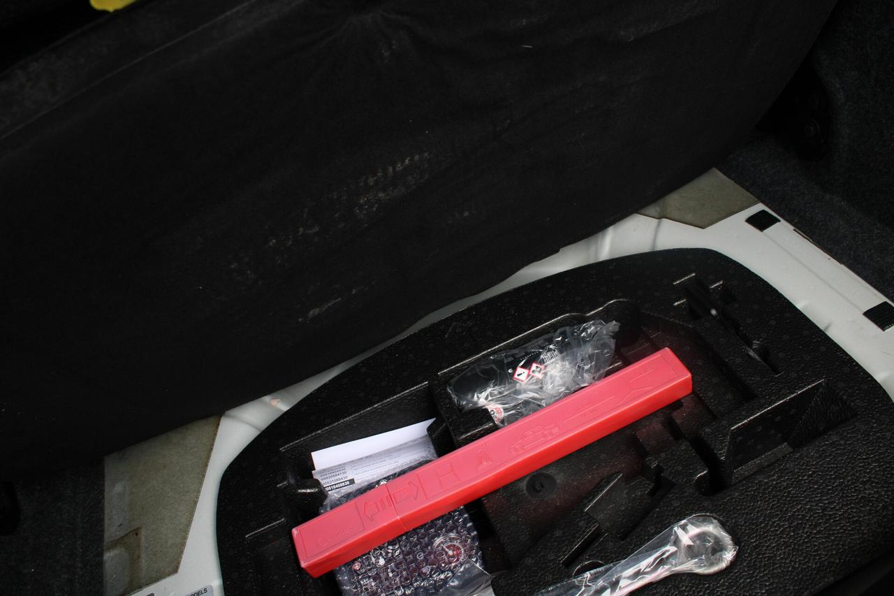 Lancia Ypsilon 1.0 FireFly 5 porte S&S Hybrid Ecochic Silver