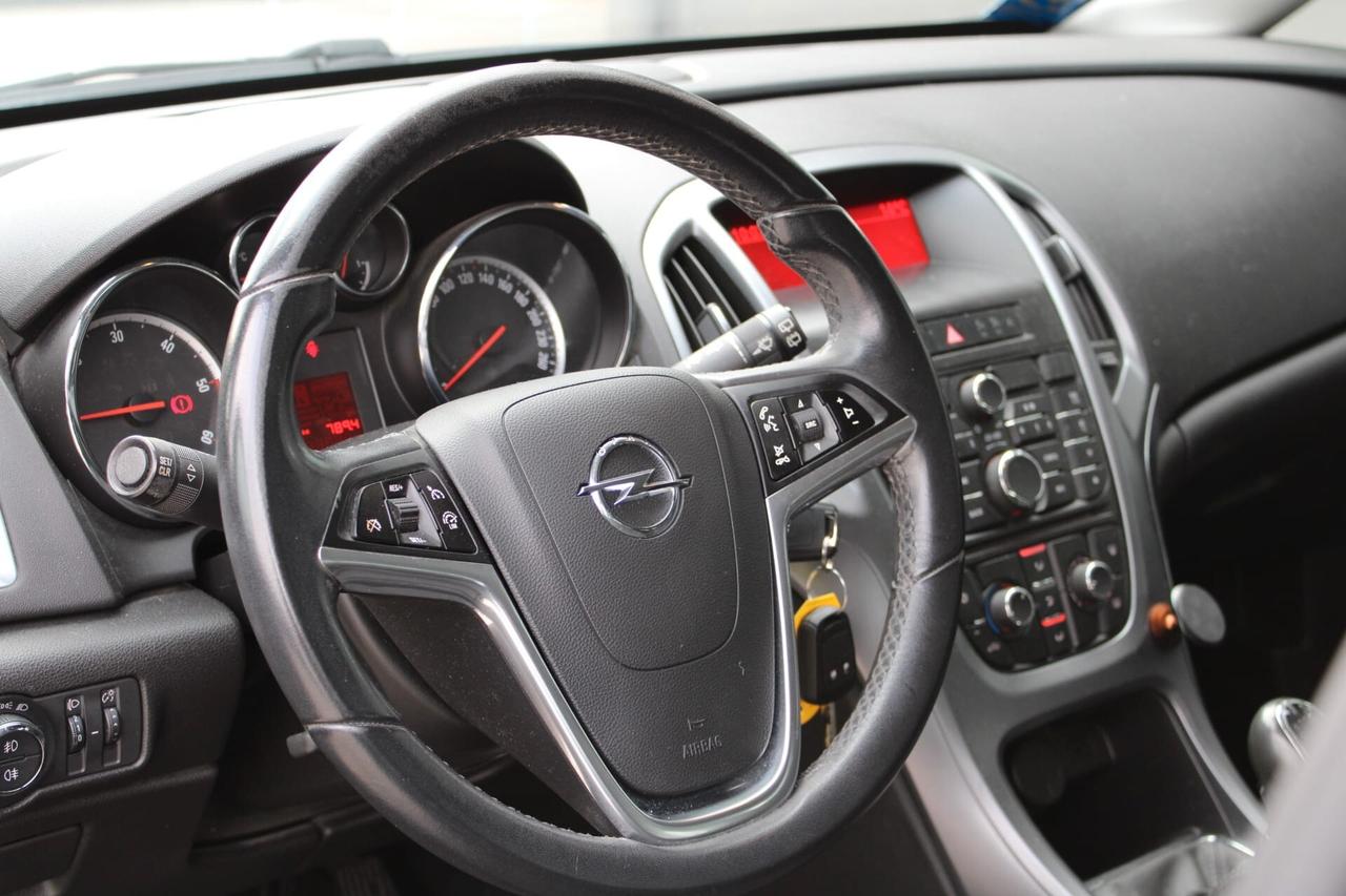 Opel Astra 1.7 CDTI 110CV Sports Tourer Cosmo