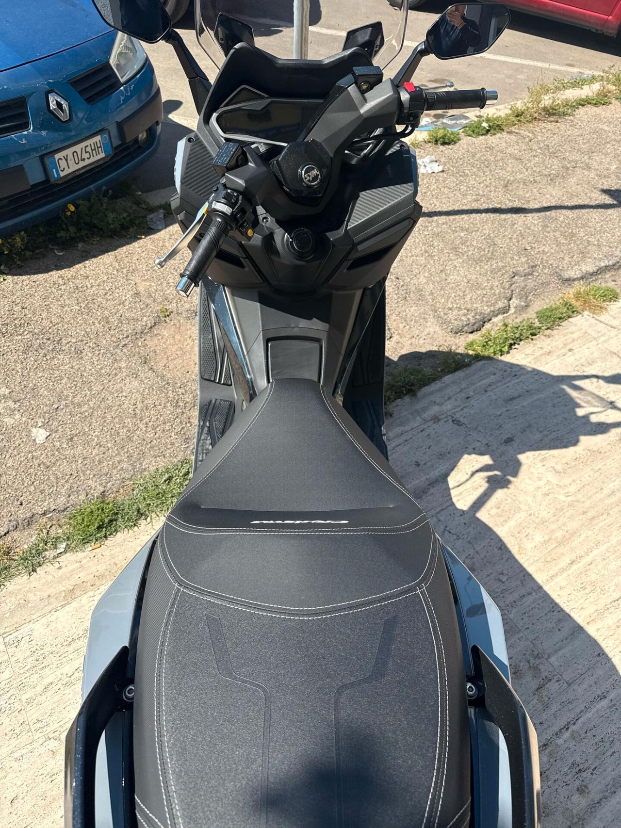 SYM Cruisym 300 SCOOTER