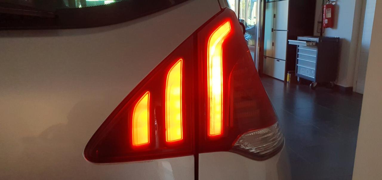 Peugeot 3008 1.6 HDi 115CV Active