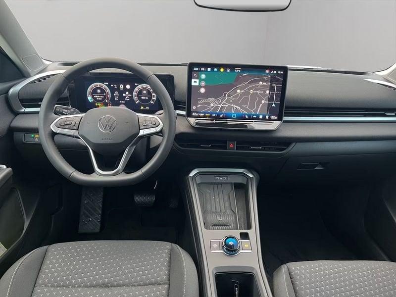 Volkswagen T-Roc 1.5 eTSI Life DSG NAVI LED CAMERA 2026