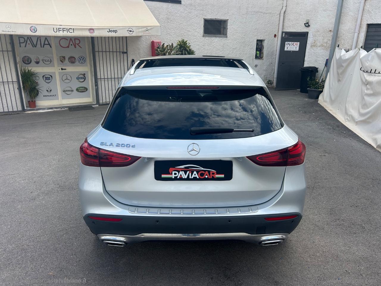 MERCEDES-BENZ GLA 200 d Automatic AMG Line Prem. Plus
