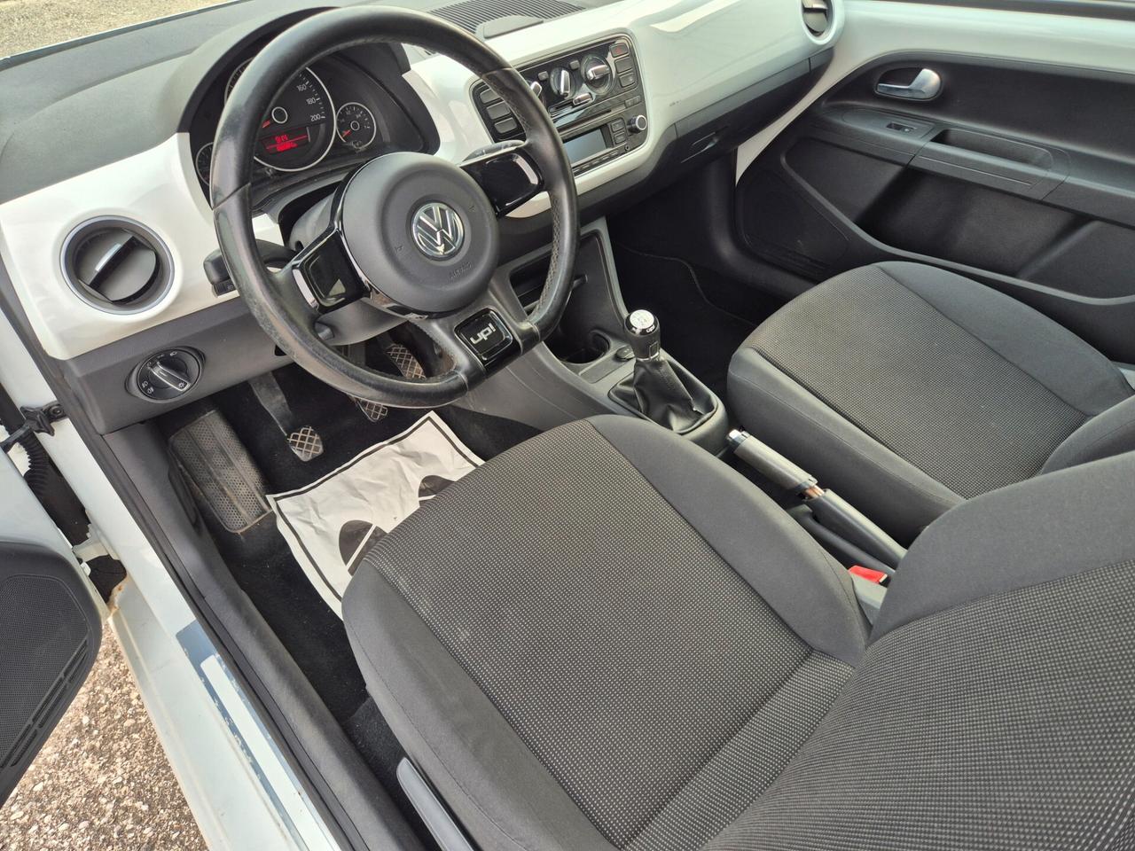 Volkswagen up! 1.0 75 CV 3p. white