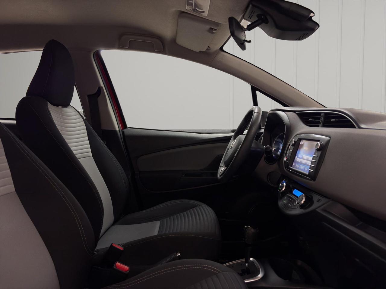 Toyota Yaris 5p 1.5h Active My18