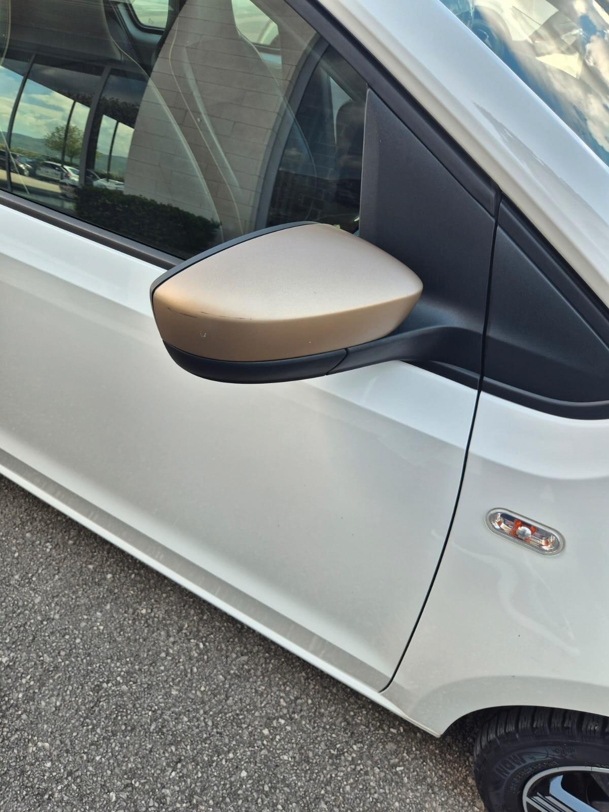 Seat Mii 1.0 68 CV 5 porte Metropolitan Ecofuel