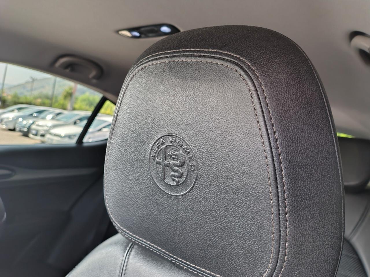 Alfa Romeo Stelvio 2.2 Turbodiesel 210 CV AT8 Q4 Super