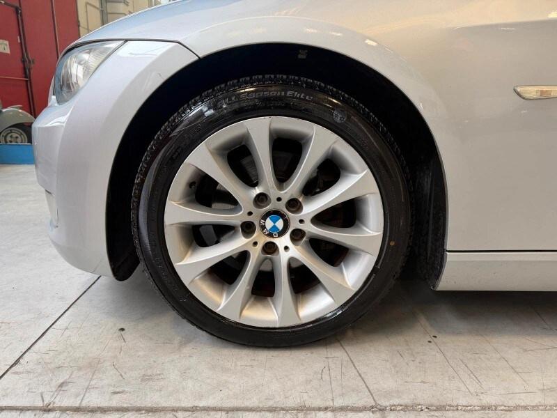 BMW Serie 3 (E93) 320d cat Cabrio Futura