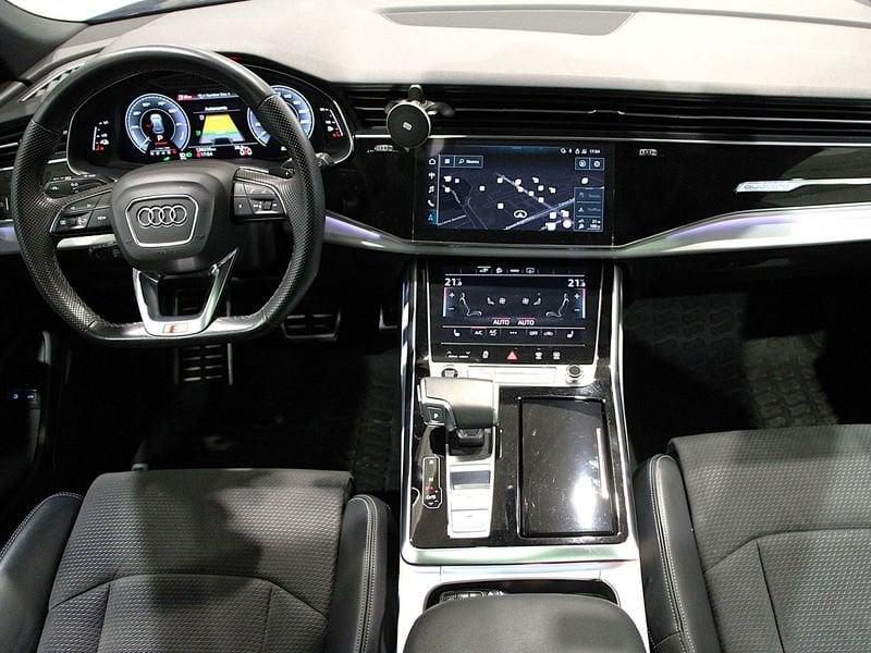 Audi Q8 60 TFSI e 340kW quattro tip. S Line Plus