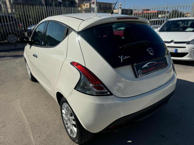 LANCIA Ypsilon 1.2 69 CV 5 porte GPL Ecochic Gold