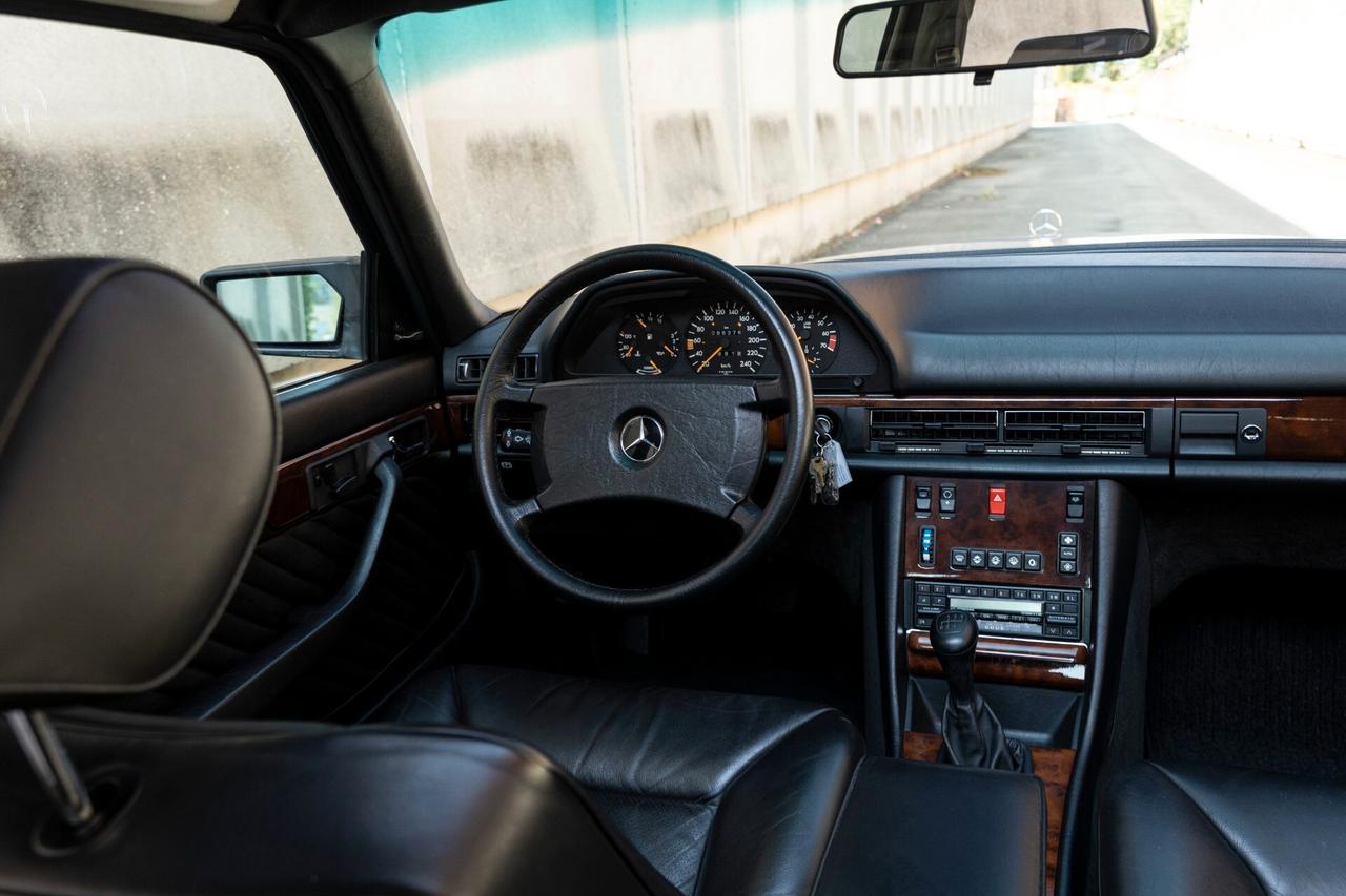 Mercedes-benz S 300 SE W126* Targa MI Originale* KM Certificati* Condizioni da Showroom!