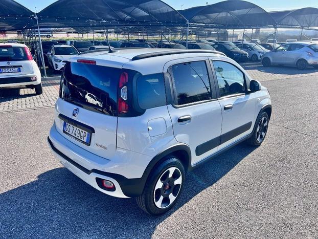 FIAT Panda 1.0 FireFly S&S Hybrid Cross
