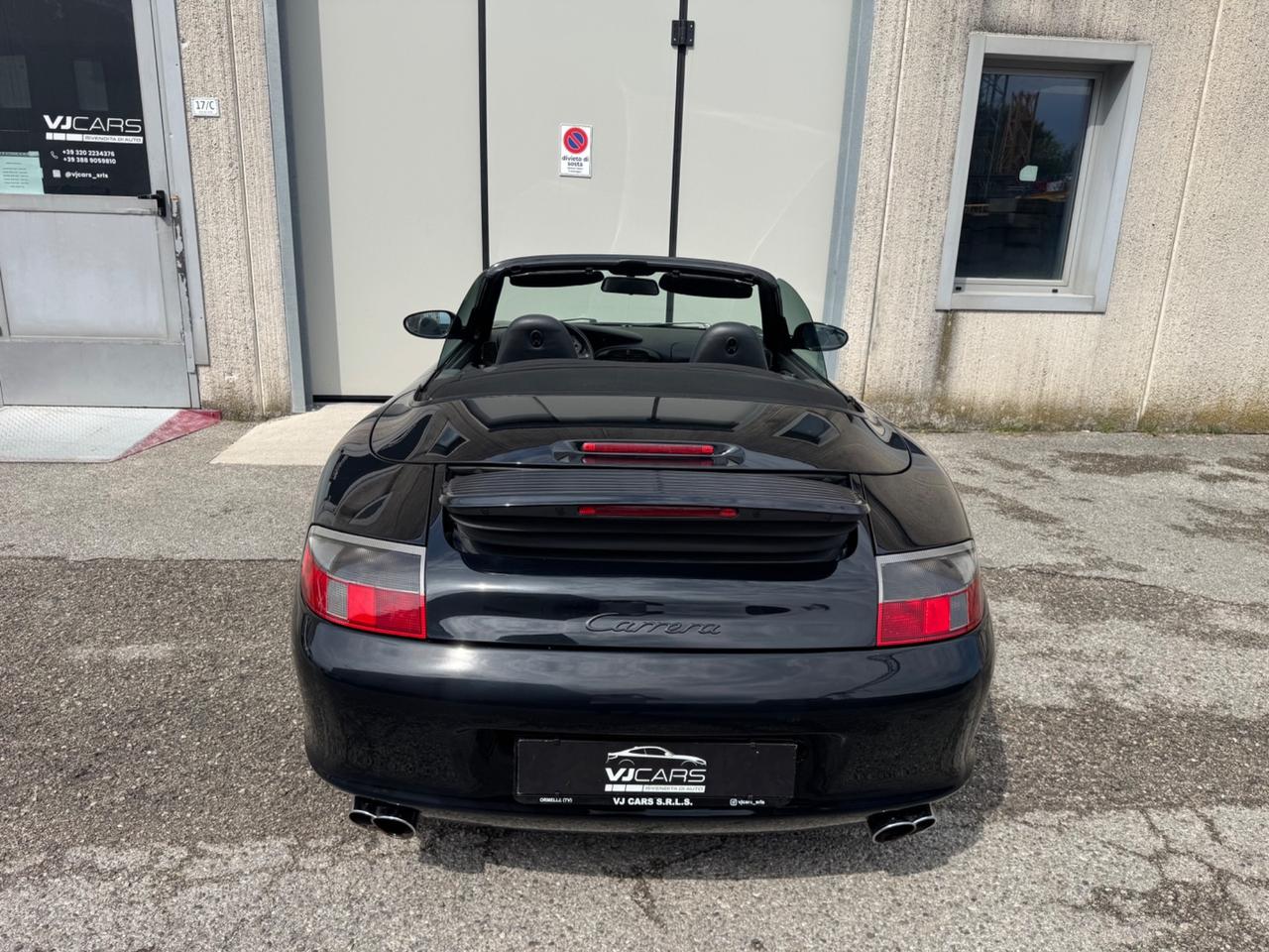 Porsche 911 Carrera Cabriolet