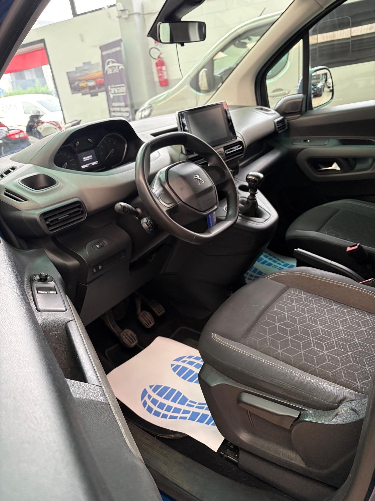 Peugeot Rifter Puretech 110 S&S Allure Standard