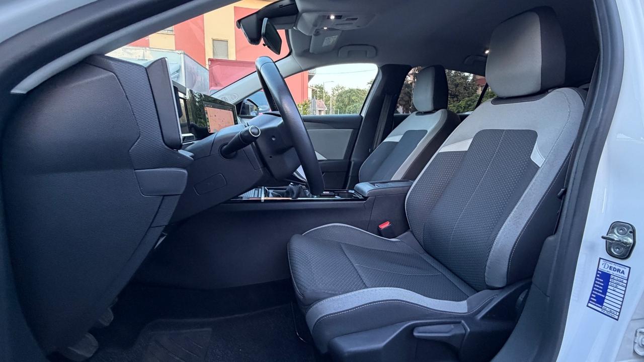 OPEL ASTRA 1.5 TURBO DIESEL BUSINESS ELEGANCE 131CV - FULL LED, VIRTUAL COKPIT, NEOPATENTATI